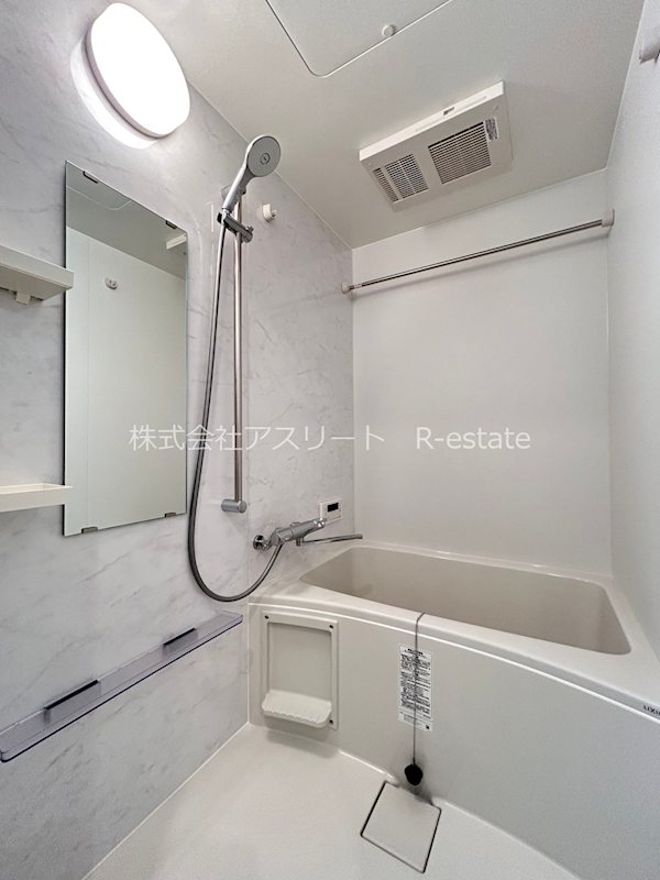 サヴォイラシャンス 風呂画像