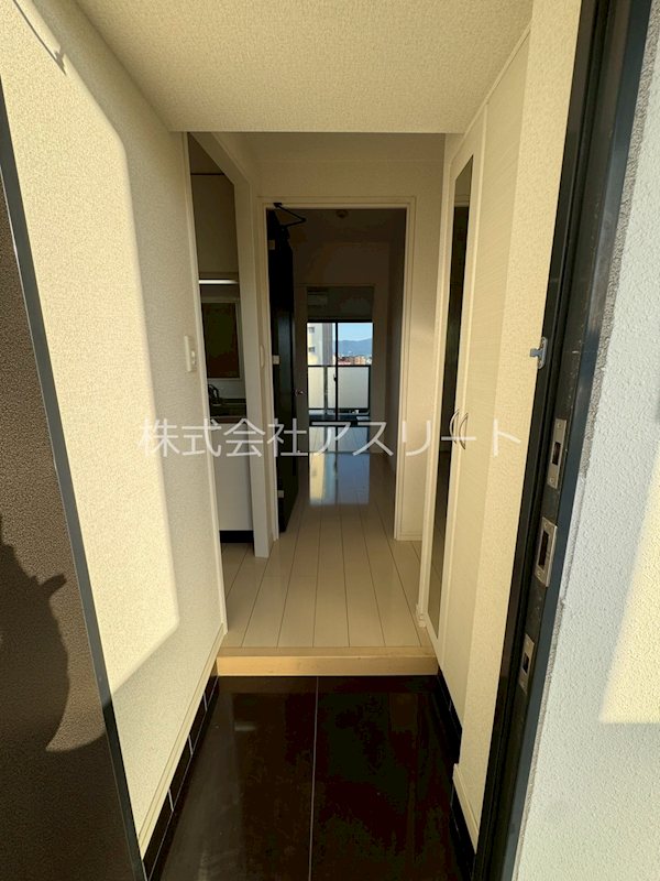 ラファセ箱崎 玄関