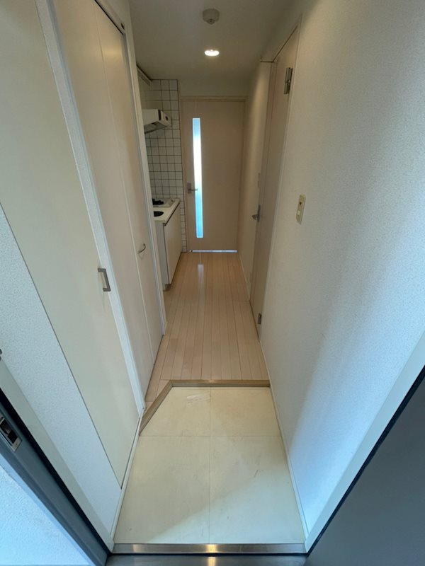 クリエ平尾 玄関