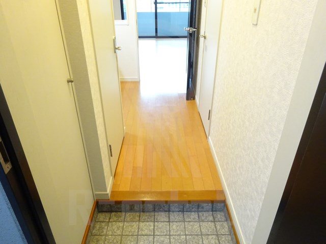 エンクレスト博多 玄関