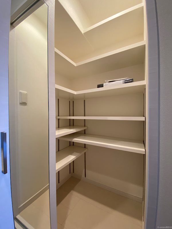 ラファセグランビア博多 玄関