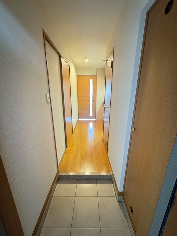 ピュアドームエタージュ箱崎 玄関