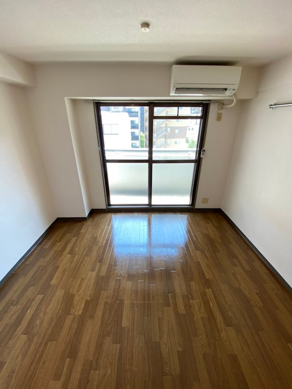 ルネスロワール博多駅南 リビング