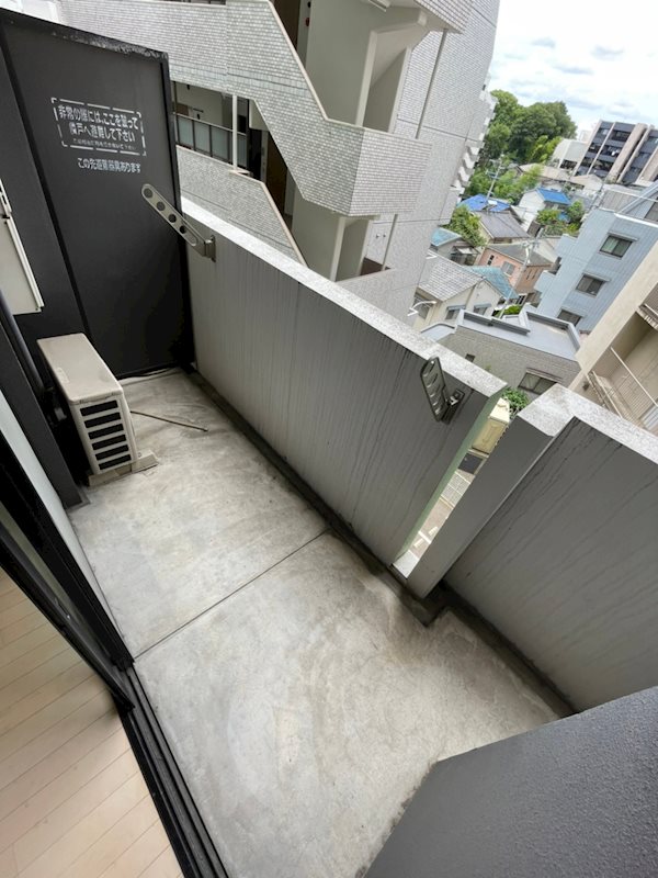 エンクレスト赤坂 ベランダ