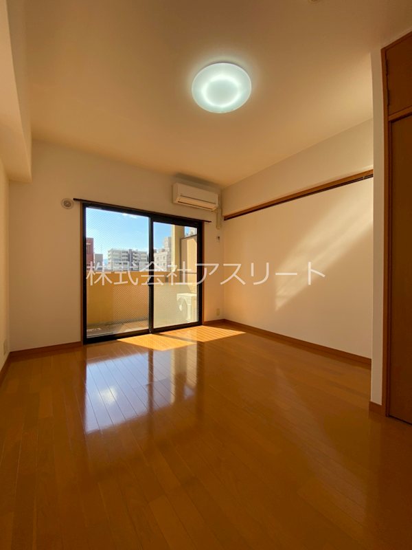 ピュアドームヴィサージュ西公園 リビング