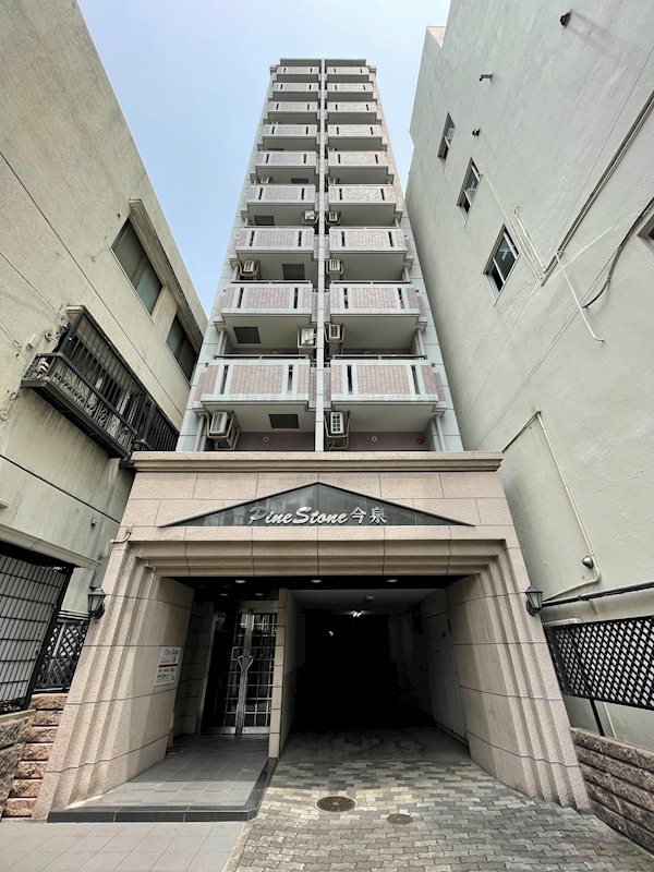 パインストン今泉 701号室 外観