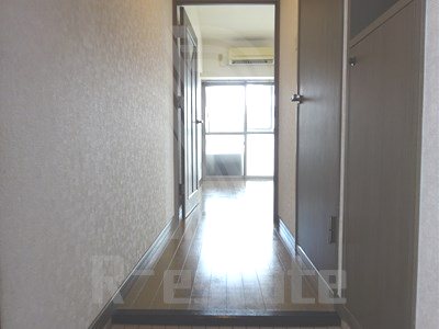 ダイナコート千代県庁口 玄関