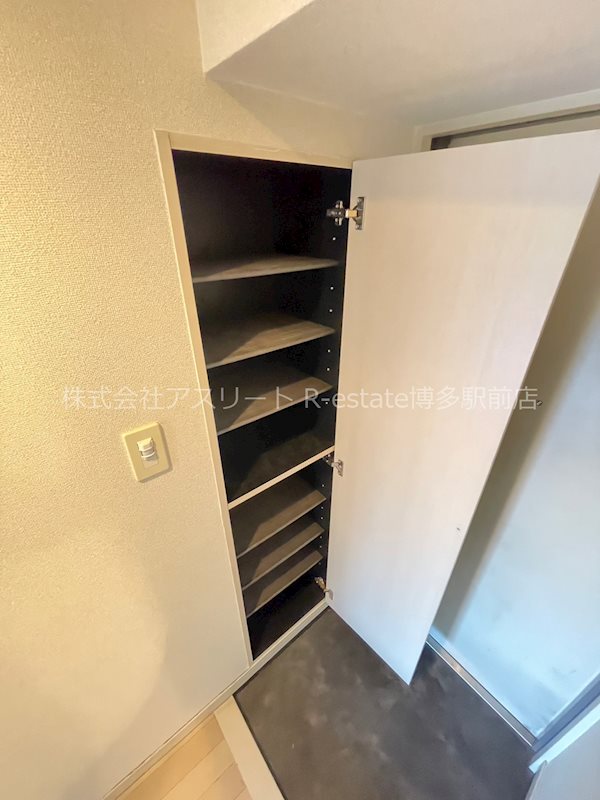 フェリススクエア 玄関