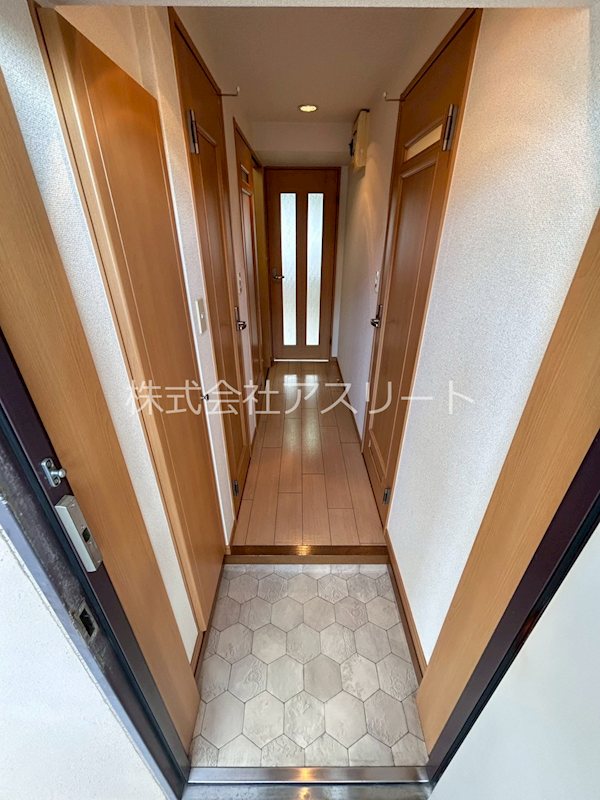 リバーサイド東比恵 玄関