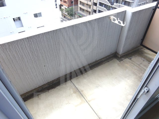 エステートモア平尾駅前通り ベランダ