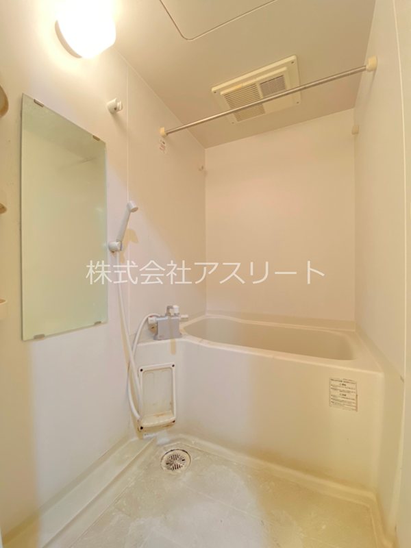 サヴォイテンジンクォーター 風呂画像