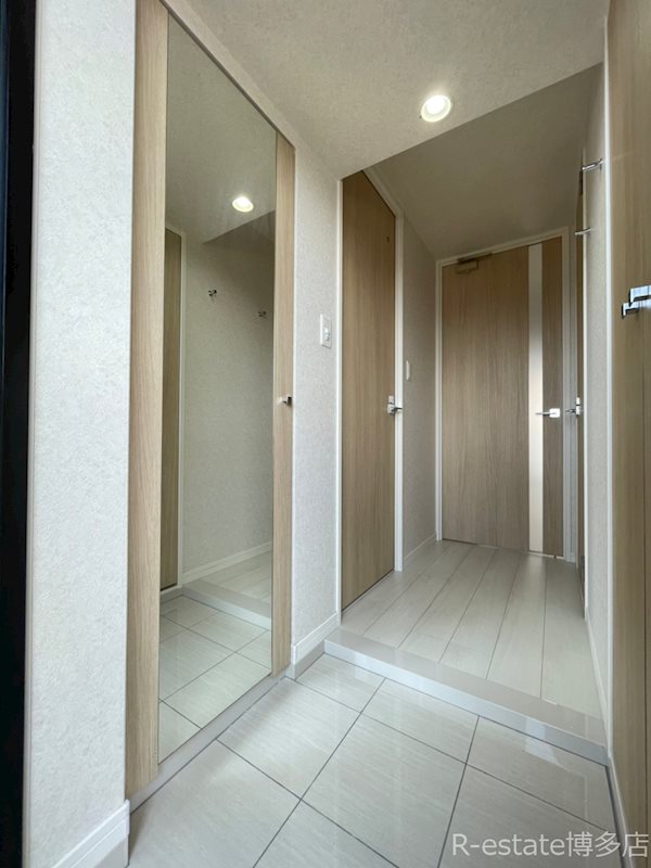 ネストピア唐人町駅前 玄関