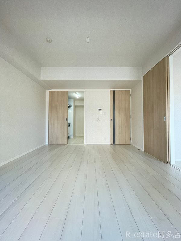 ネストピア唐人町駅前 リビング