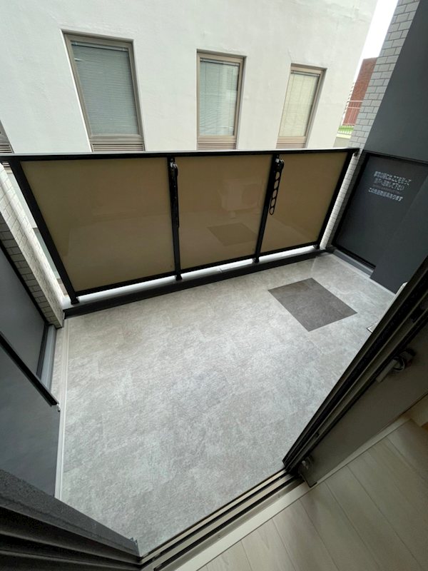 エンクレストALIVE白金 ベランダ