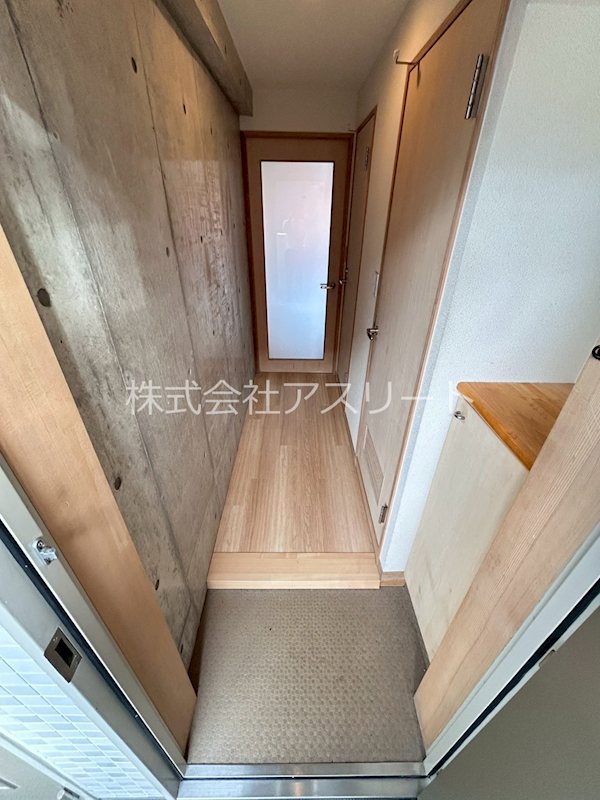 エストレーア薬院 玄関