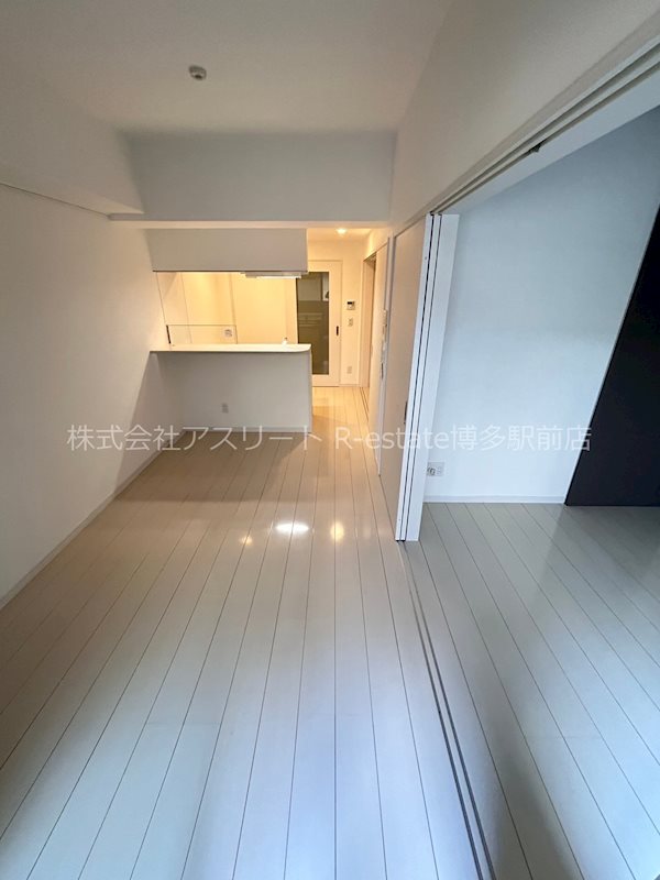 ラファセルフィーナ天神 リビング