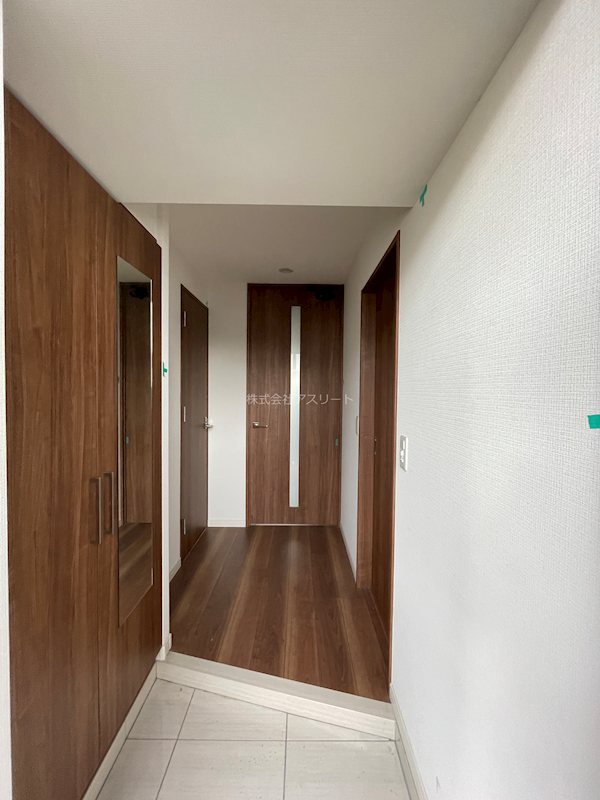 LANDIC　S4173 玄関