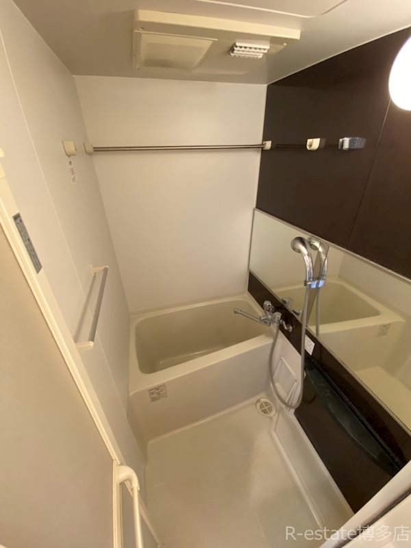 エステムプラザ博多駅南 風呂画像