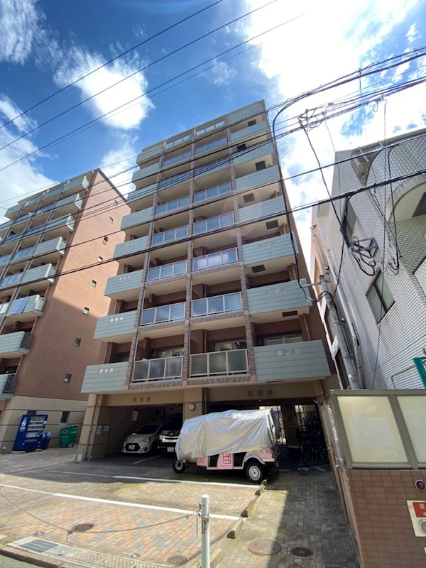 ダイナコートエスタディオサラB棟  705号室 外観