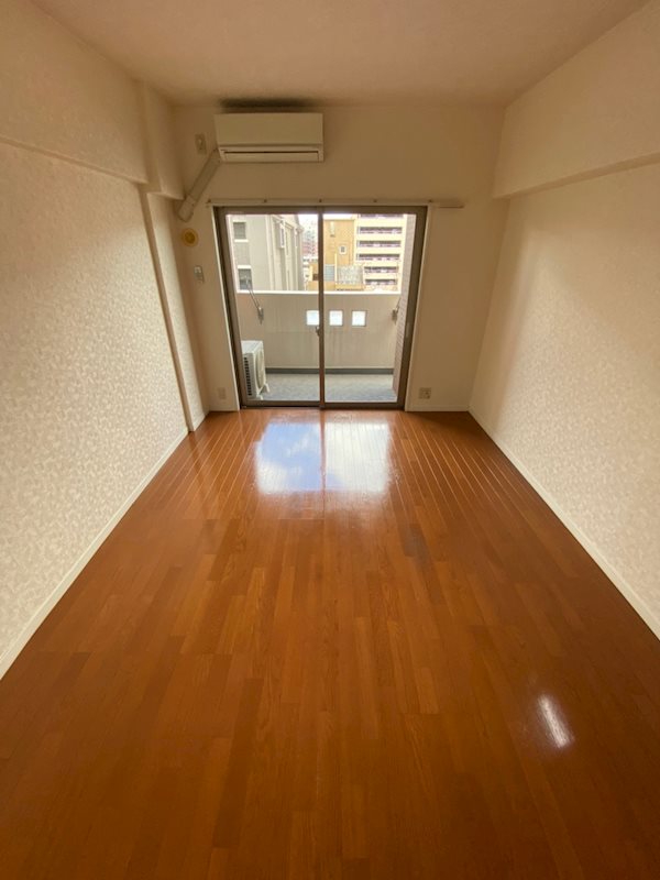 ダイナコートエスタディオサラB棟  リビング