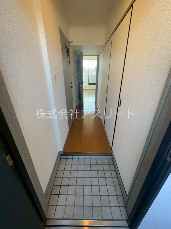 エステートモア平尾山荘通り 玄関