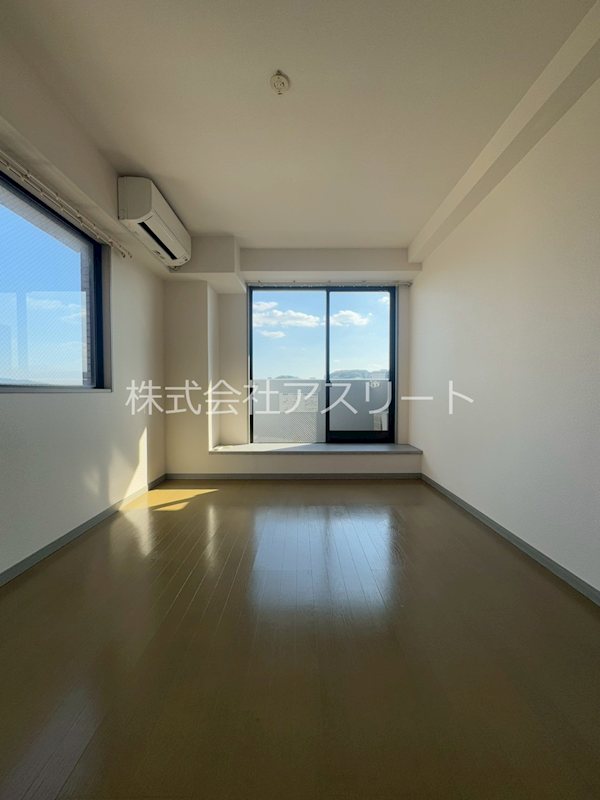 エステートモア平尾山荘通り リビング