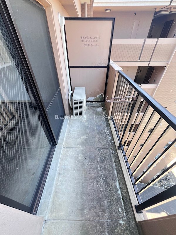 ローズモントフレア天神南 ベランダ