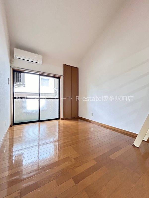 アイブルー天神南 ベッドルーム