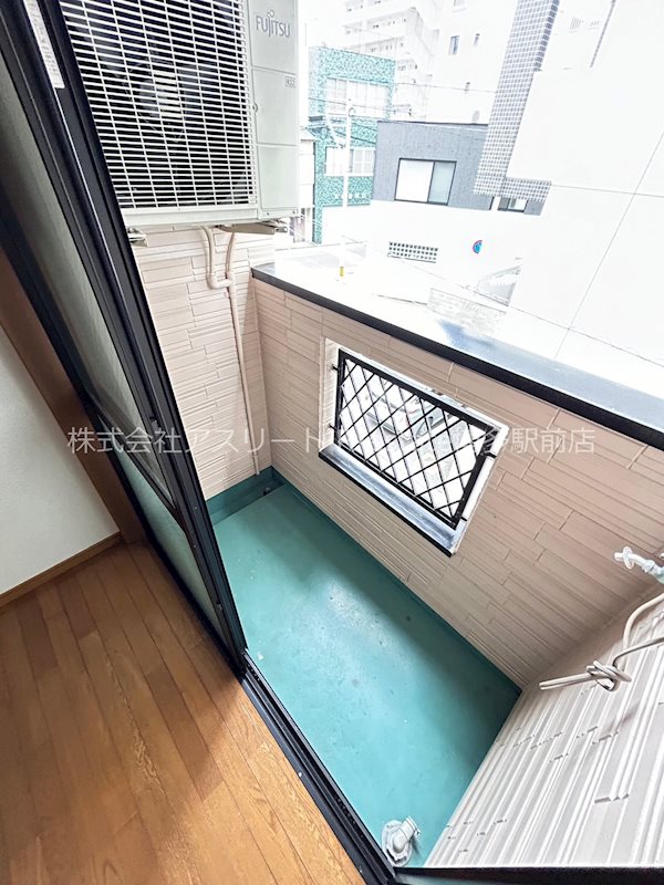 アイブルー天神南 ベランダ