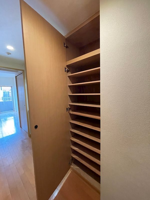 グランフォーレ薬院 玄関