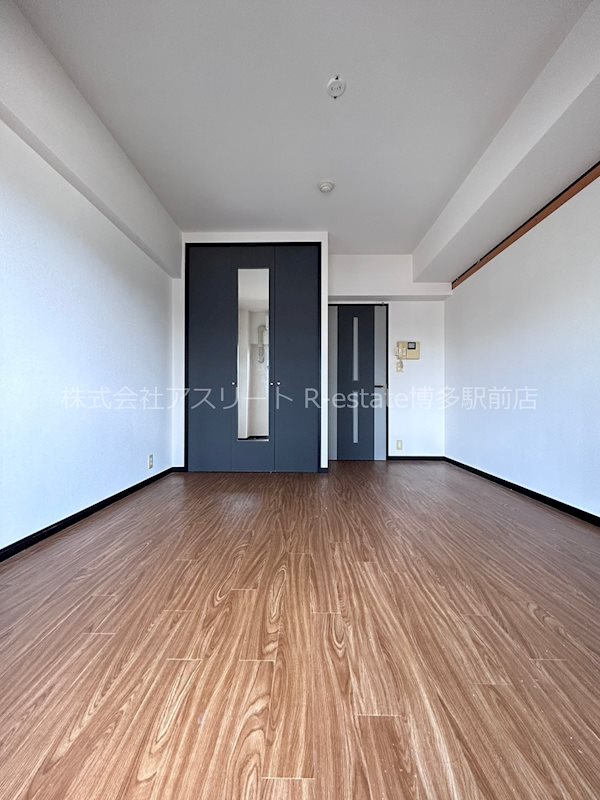 ピュアドームエクセル博多 リビング