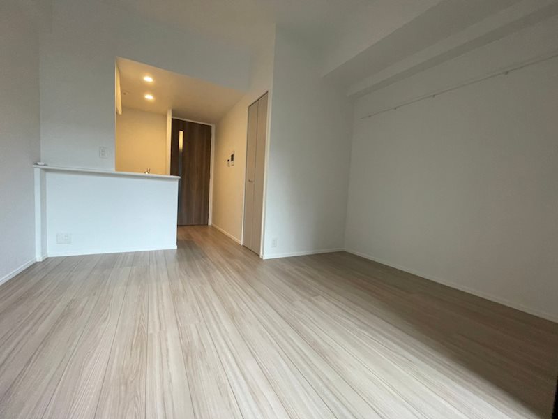 エンクレスト天神LARK リビング