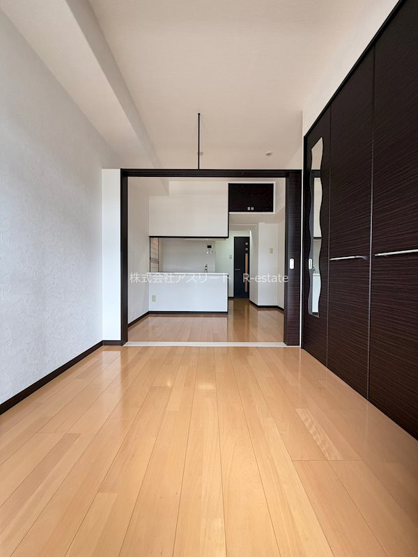 クラブオリエントNo72ハーバーイーストタワー リビング