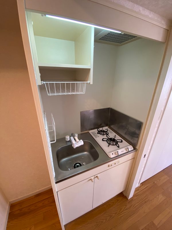 クレタ県庁前 キッチン