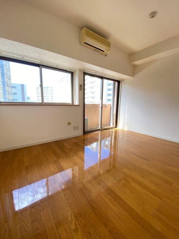 クレタ県庁前 ベッドルーム