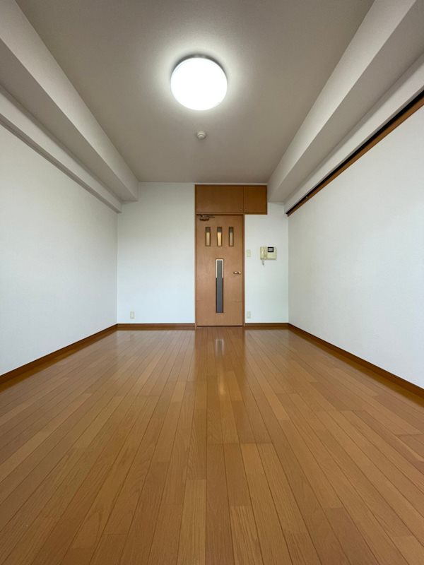 ピュアドームリバーサイド天神 リビング