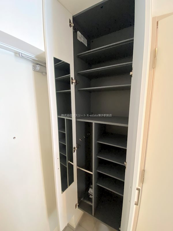 サヴォイラマリナドゥハカタ 玄関