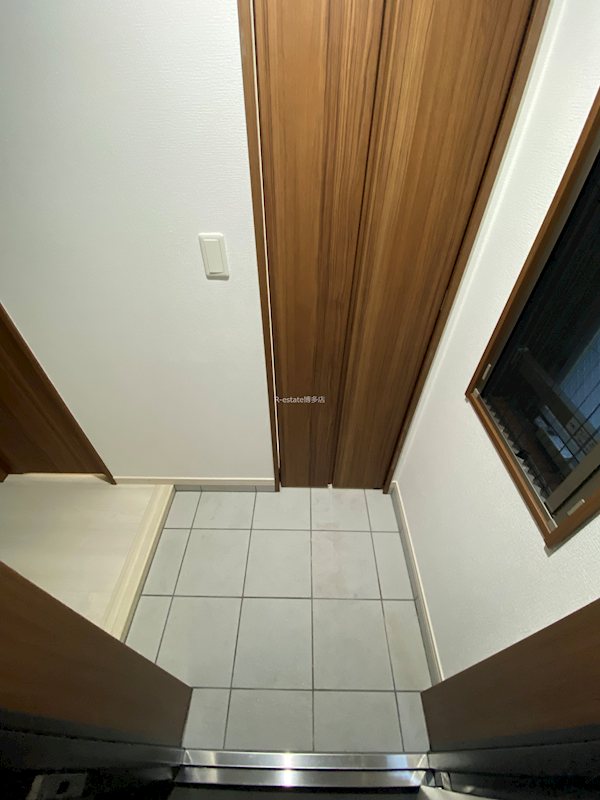 ウインステージ大博通り 玄関