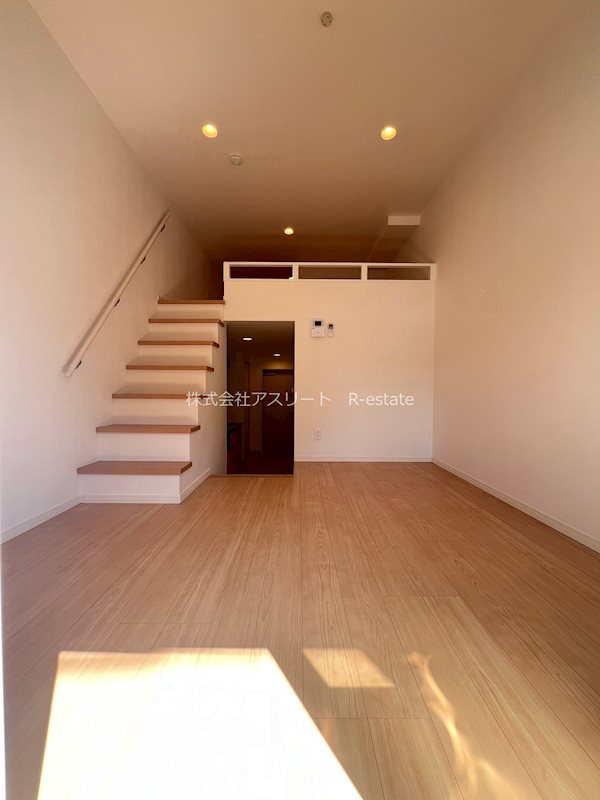 ゴールドパレス箱崎駅前 リビング