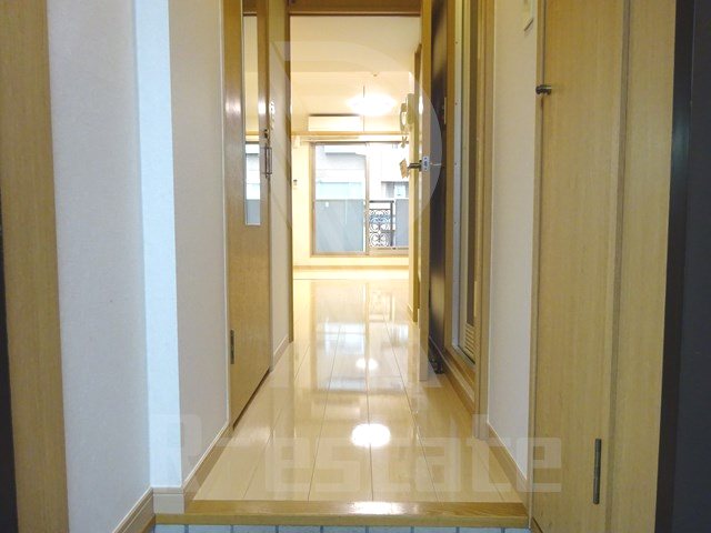 エステートモアシャトー薬院 玄関