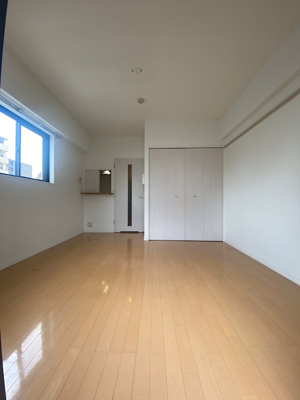 エンクレスト渡辺通 リビング