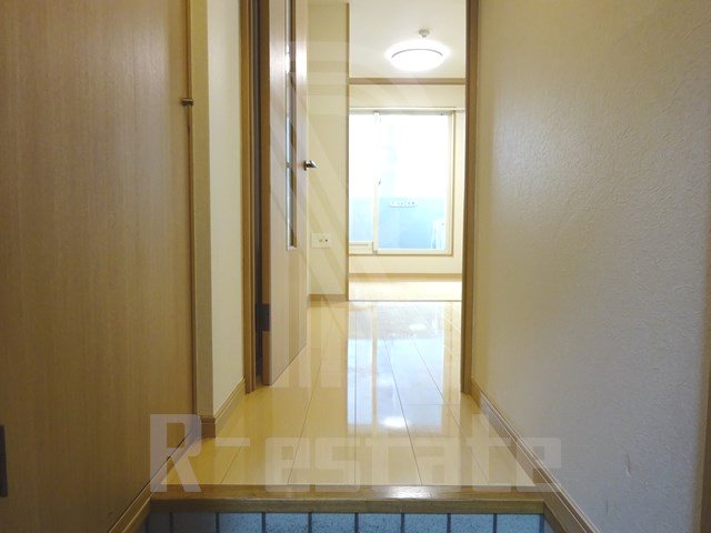 エステートモア平尾センティモ 玄関