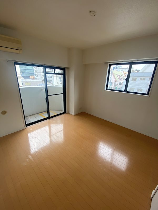 エンクレスト渡辺通 ベッドルーム