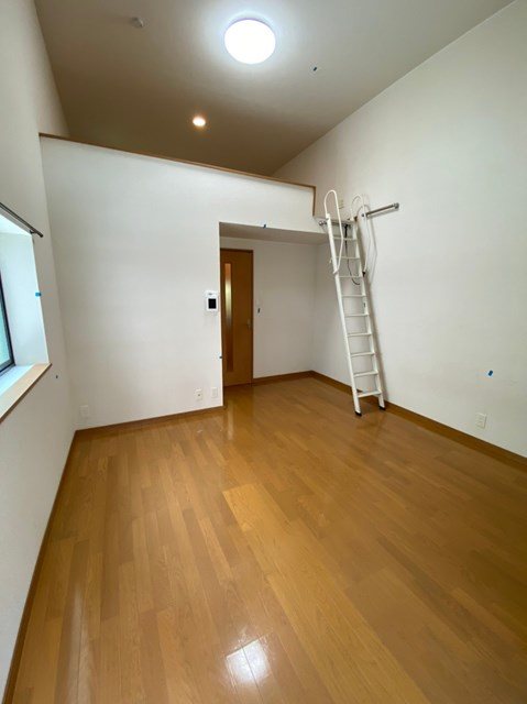 ポラリス美野和 リビング