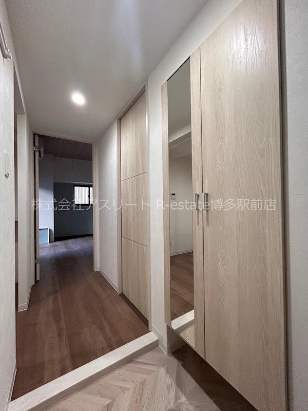 ベルコルティーレ 玄関