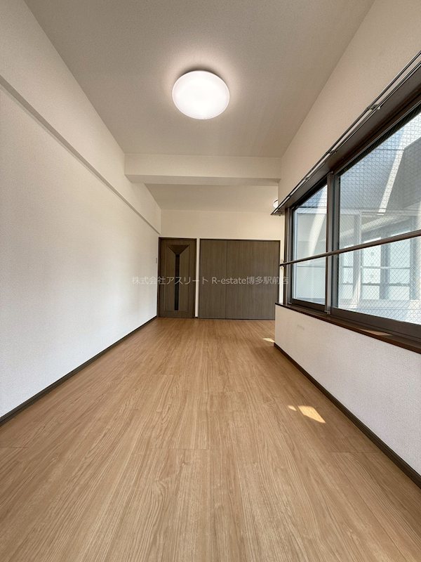 ダイナコート千代県庁口 リビング