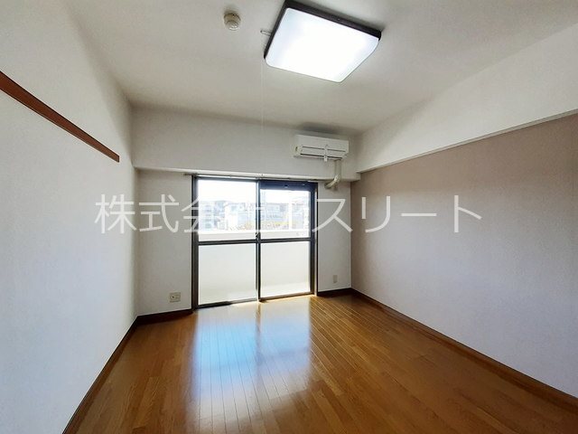 シャンテ吉塚 リビング