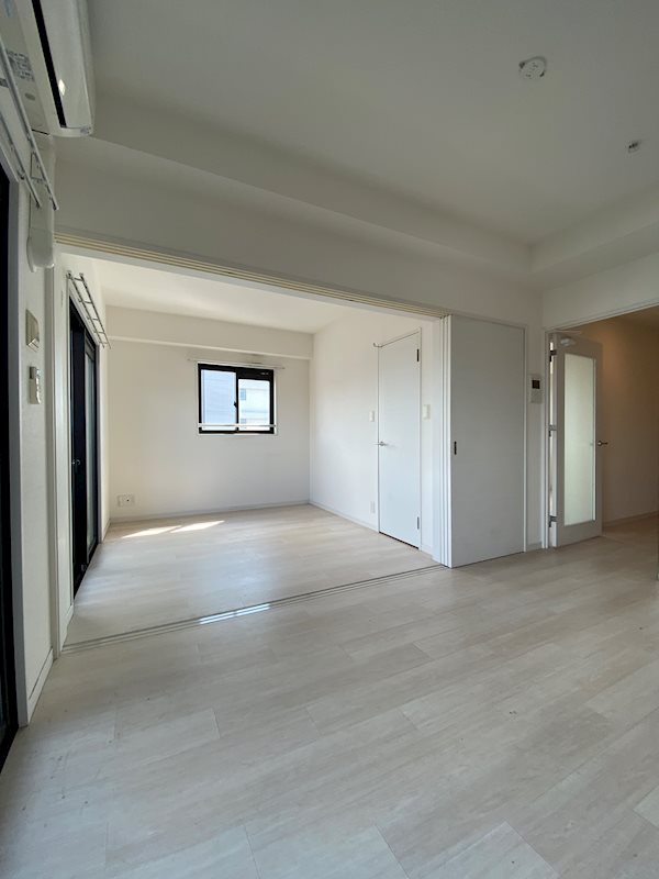 ラファセフェリーズ リビング