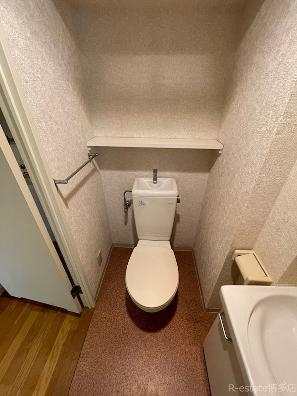 クレタ県庁前 その他5