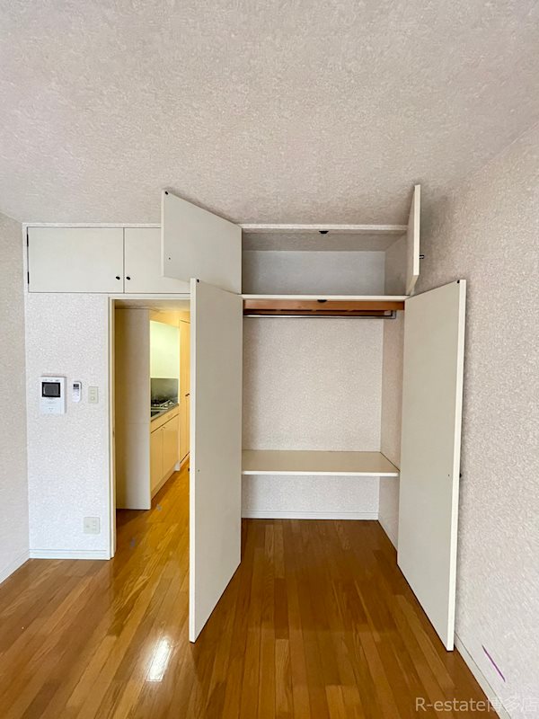 クレタ県庁前 その他6